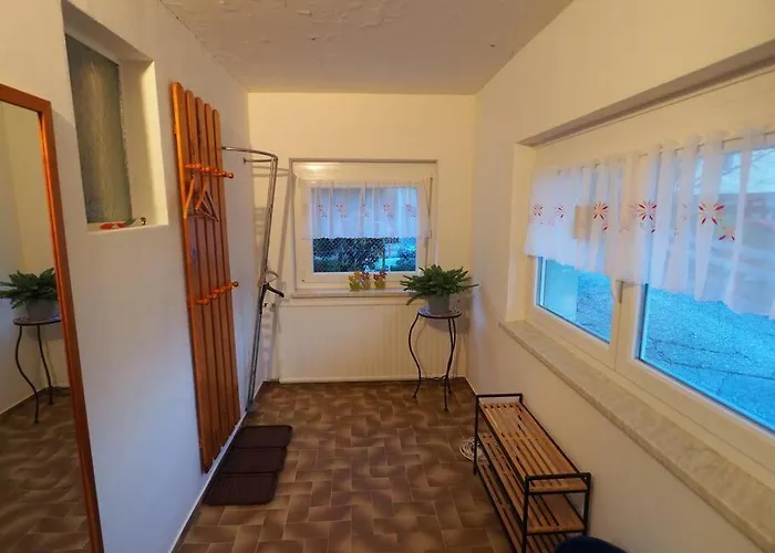 דירה Hillside Hideaway