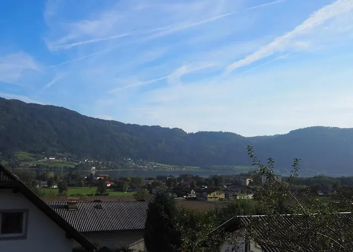 דירה Hillside Hideaway